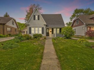 8316 W Avon Ct, Milwaukee, WI 53213