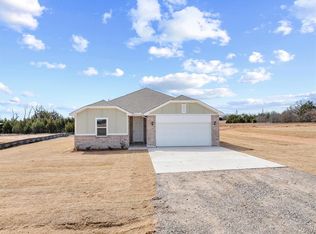 5201 Grassland Dr, Guthrie, OK 73044