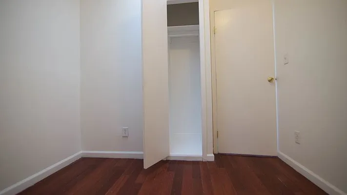 Rented by Nooklyn NYC LLC | media 8