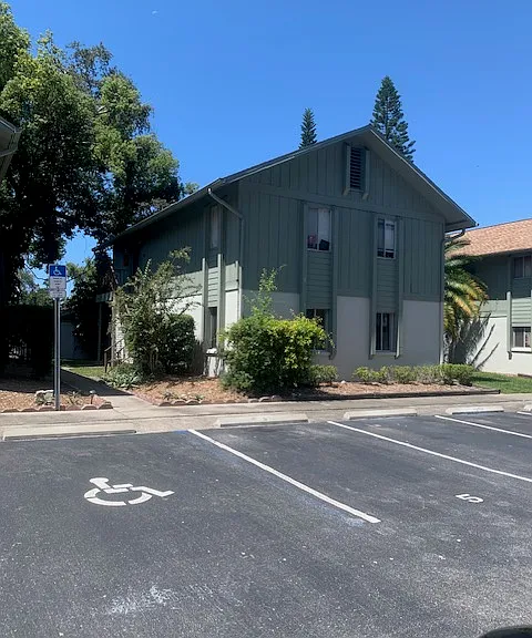 1960 Union St #5 — Photo 1
