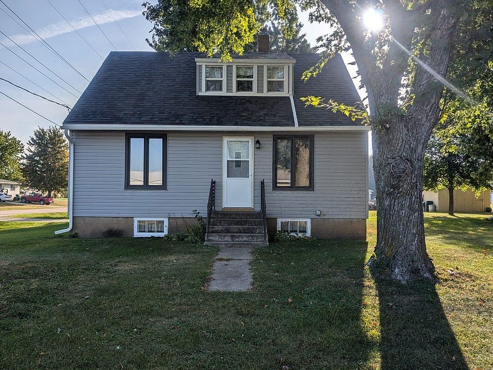1st image of 410 N Walnut Ave