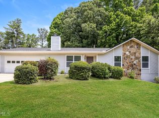 892 Steeple Chase Dr, Lawrenceville, GA 30044