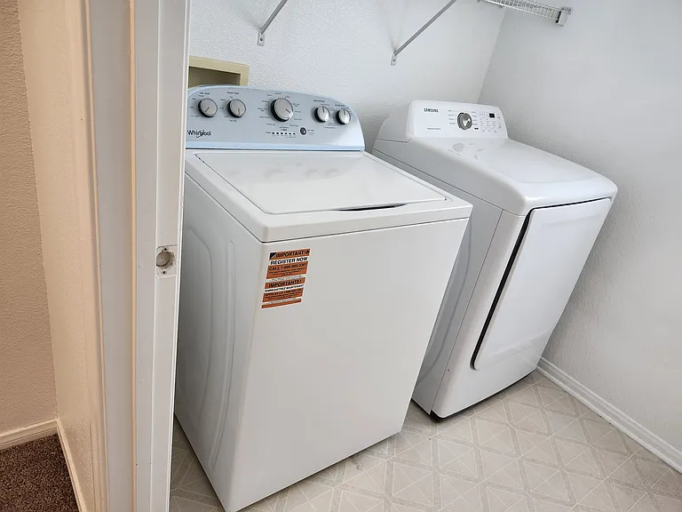 9068 Bold Venture Ct — Photo 2