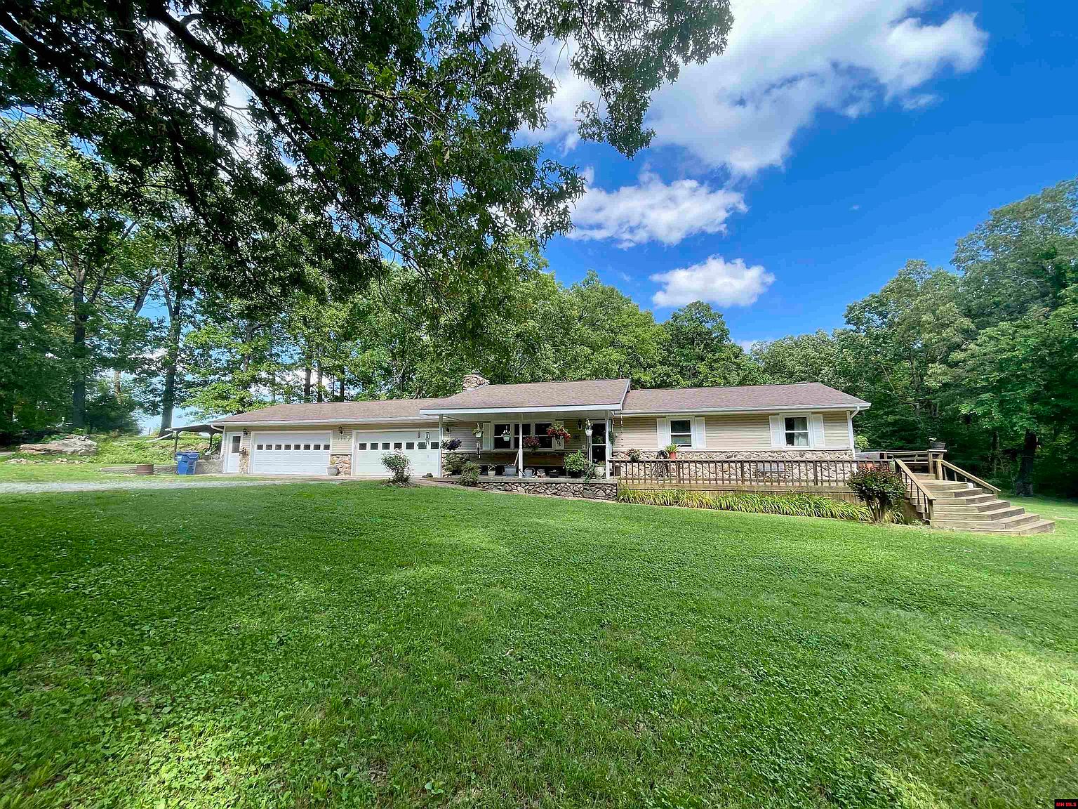136 County Road 1073, Mountain Home, AR 72653 | Zillow