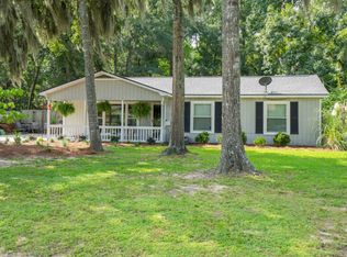 32 Hewlett Rd, Beaufort, SC 29907