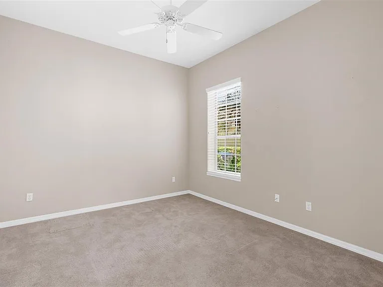 3865 Winding Lake Cir — Photo 22