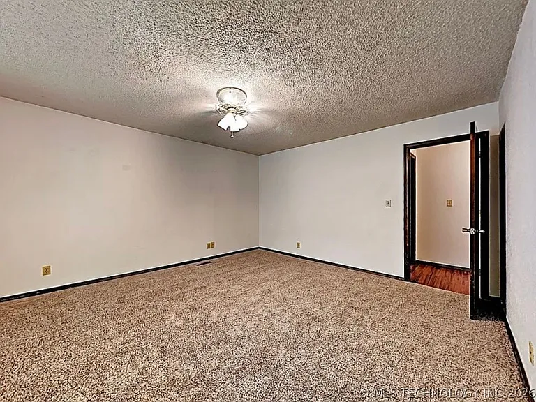 3306 S 144th East Pl — Photo 7