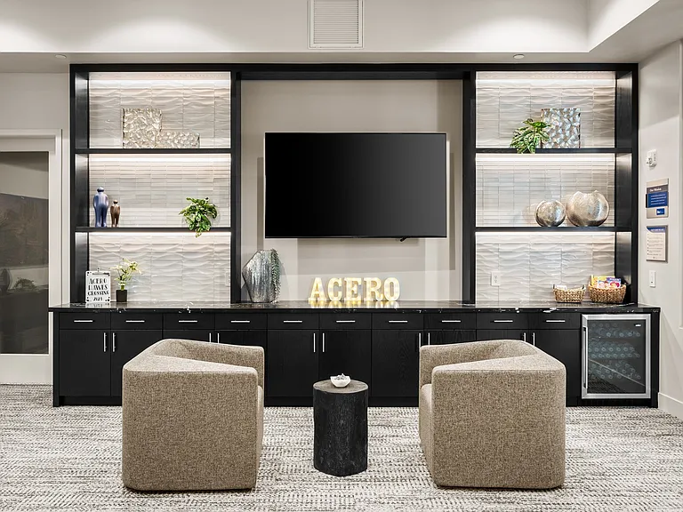 Leasing Office