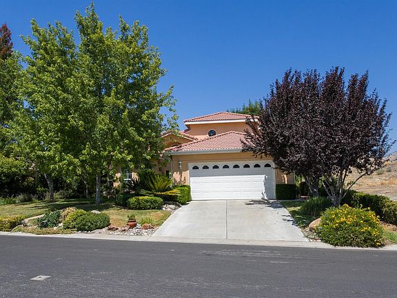3rd image of 32600 Greene Dr