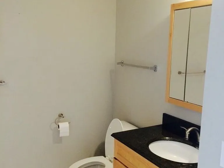 1950 N Logan St #907 — Photo 10