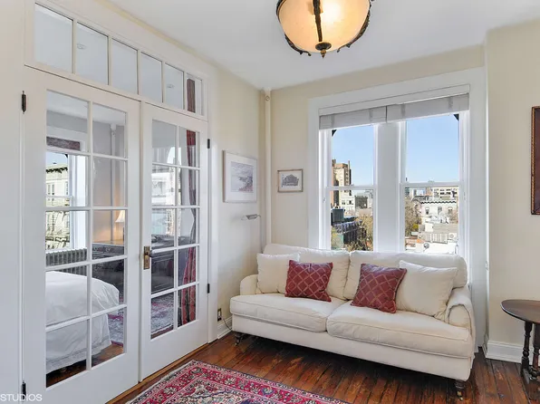 259 West 4th Street image 1 of 9