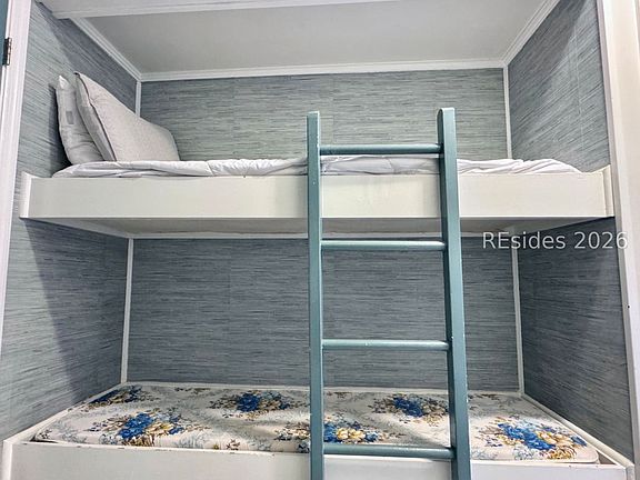 3rd image of 40 Folly Field Rd APT B317