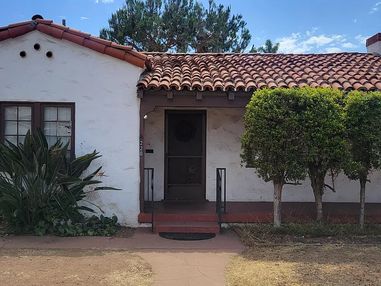 220 Fig Ave — Photo 1