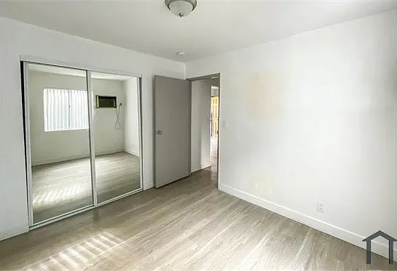 2 bed, 600 sqft, $2,800 — Photo 4