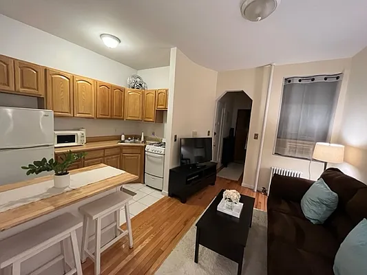 Rented by Living New York | media 8