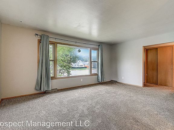 2nd image of 9603 W Oklahoma Ave #8956627