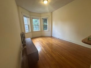 128 Peterborough St #4, Boston, MA 02215