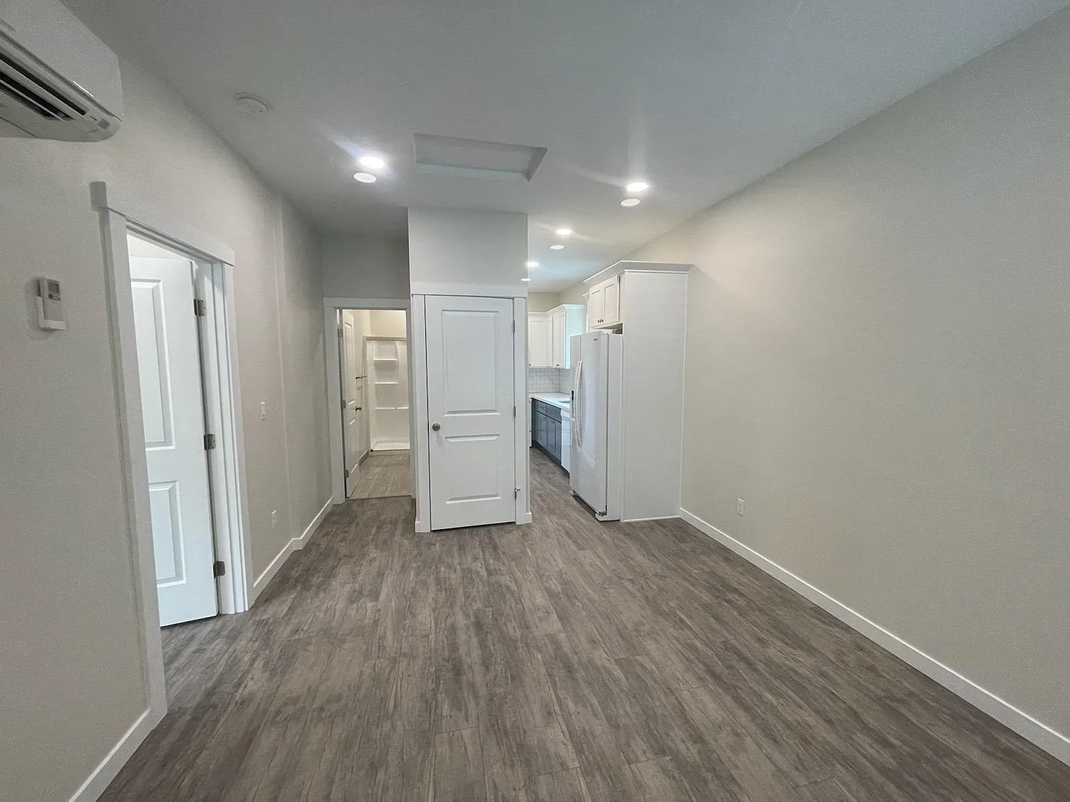 6818 Twin Hills Dr W — Photo 3