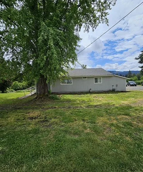 150 NE 4th Ave — Photo 7