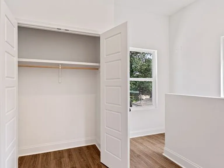 305 Ella St #3 — Photo 15