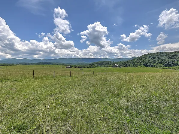 15458 Bishop Rd, Chilhowie, VA 24319