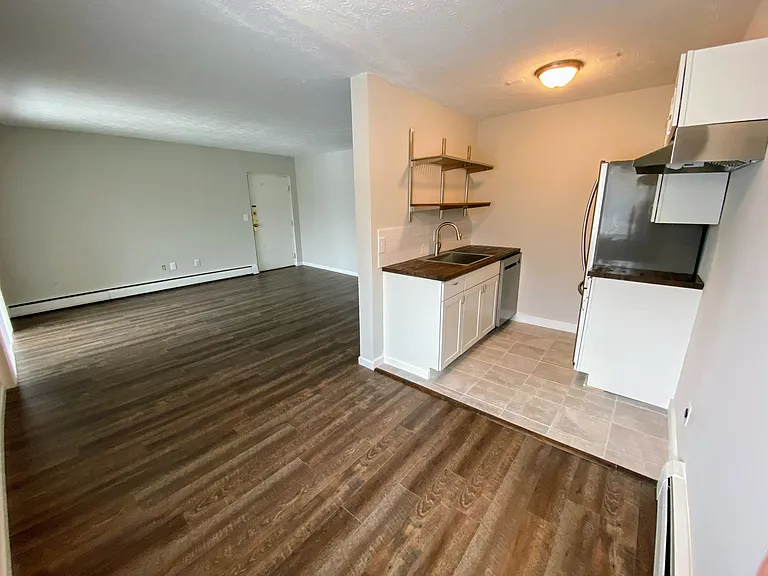 6210 Ridge Ave #18 — Photo 3