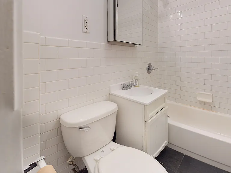 312 E 90th St #3C — Photo 7