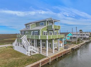 503 Amigo Ln, Freeport, TX 77541