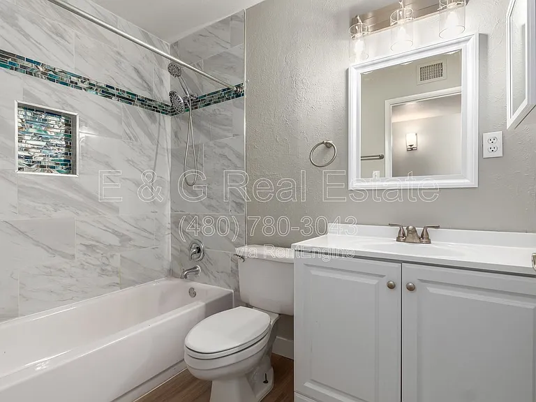 1332 N 71st St — Photo 25
