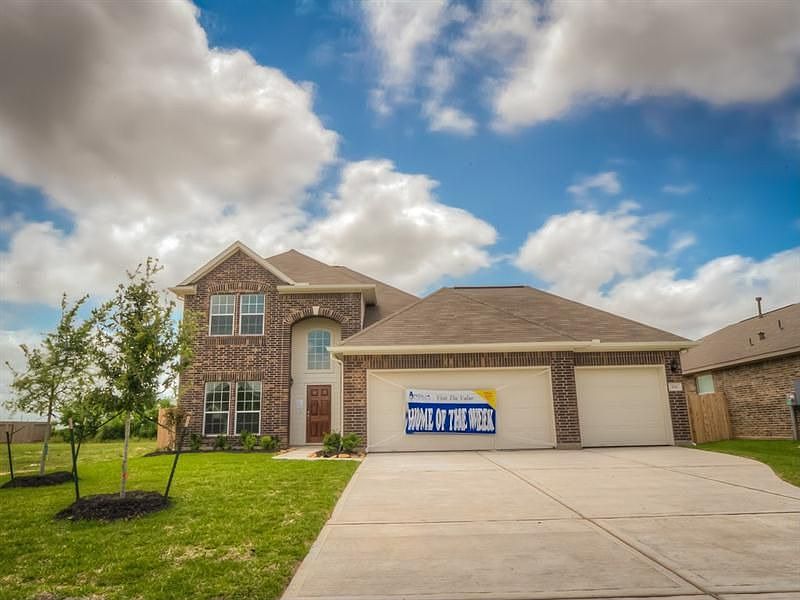 1st image of 106 Avery Springs Ln