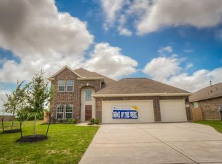 106 Avery Springs Ln, Dickinson, TX 77539