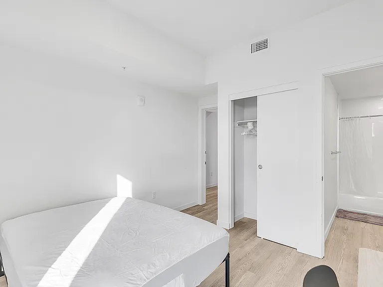 Solaire Oxford — Photo 126
