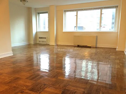 Rented by Manhattan Connection | media 1