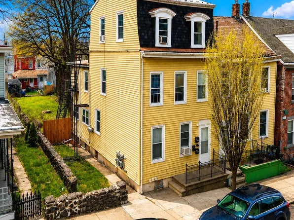 1113 Ferry St #3, Easton, PA 18042