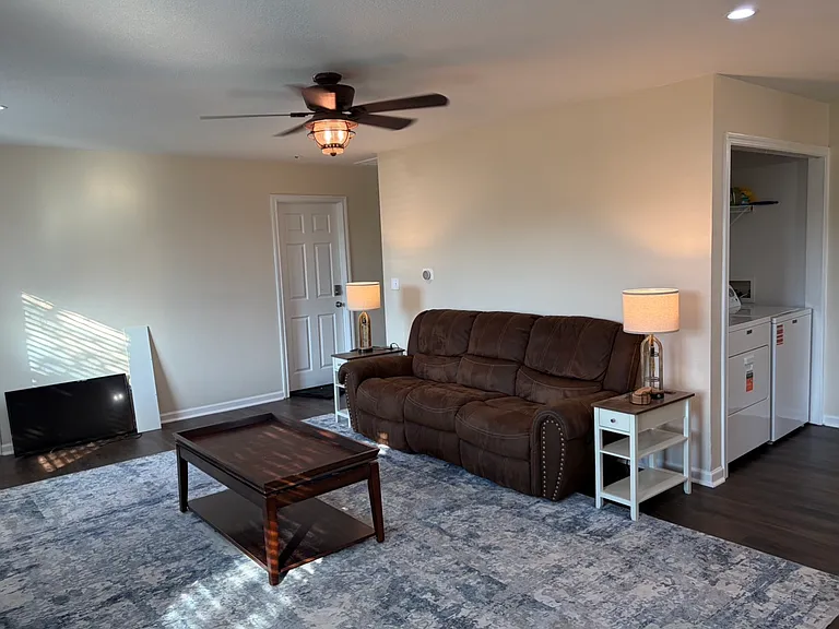 10500 Peterson Rd — Photo 5