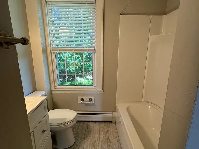 130 West St — Photo 10