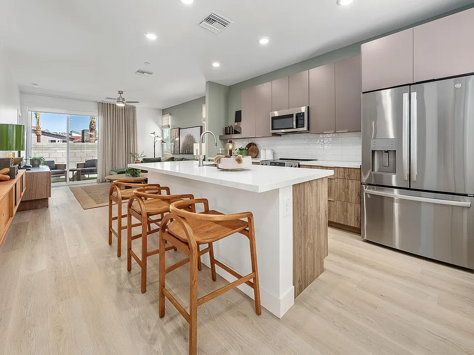 1450 N Sienna Hills Pkwy