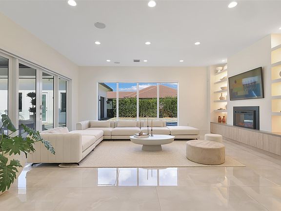 5th image of 13640 Pine Meadow Court