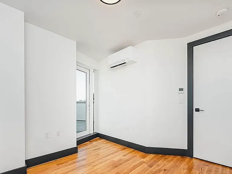 1407 Flatbush Ave #402 — Photo 4