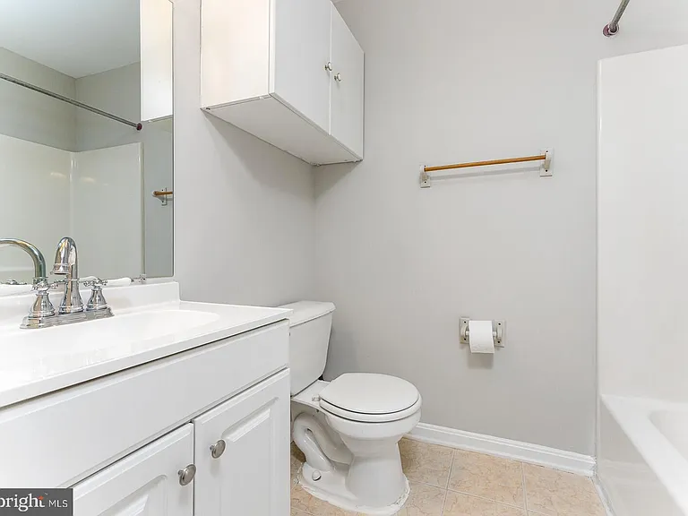 2534 Peter Jefferson Ln — Photo 6