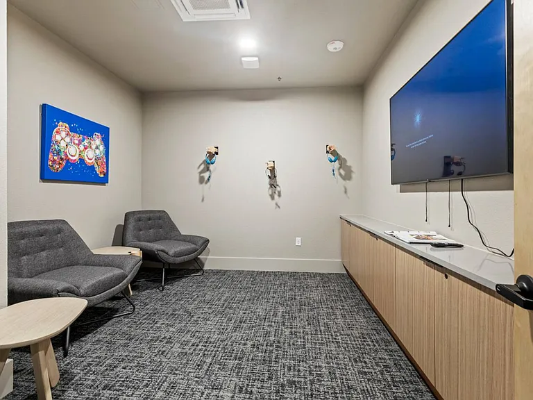 Building's Lounge