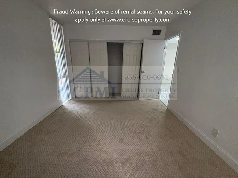 2930 Forest Hills Blvd — Photo 50