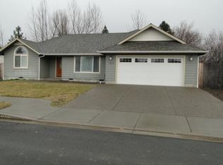 1533 Kokanee Ln, Grants Pass, OR 97527