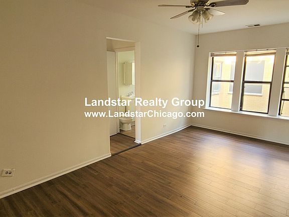 4th image of 3162 W Eastwood Ave #2