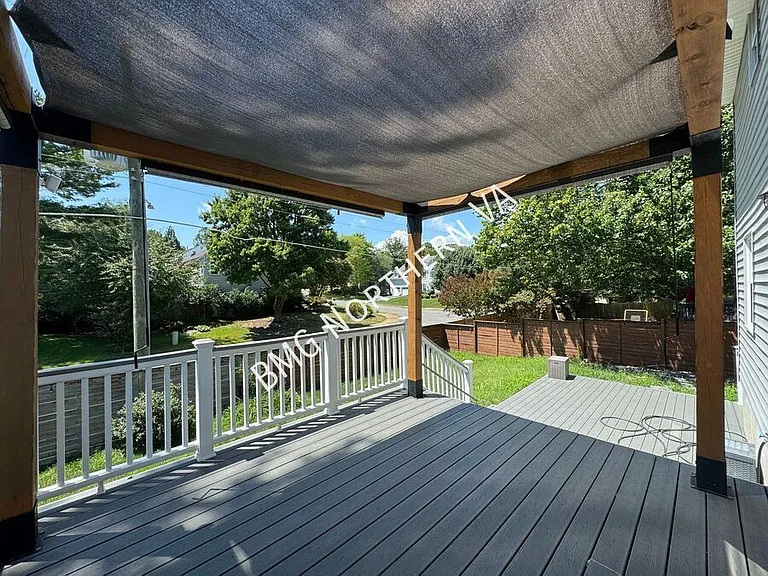 1909 Rollins Dr — Photo 77