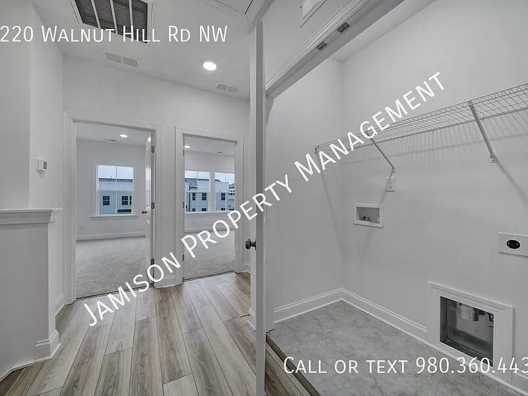 9220 Walnut Hill Rd NW — Photo 13