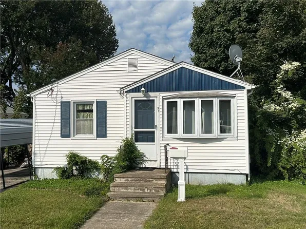 21 Oregon Ave, North Providence, RI 02911