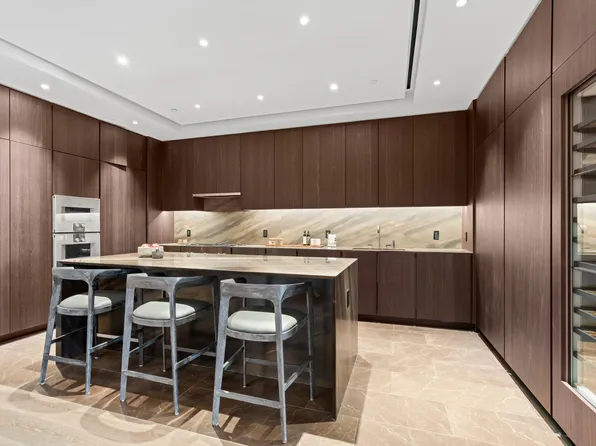 730 Fifth Avenue image 42 of 46