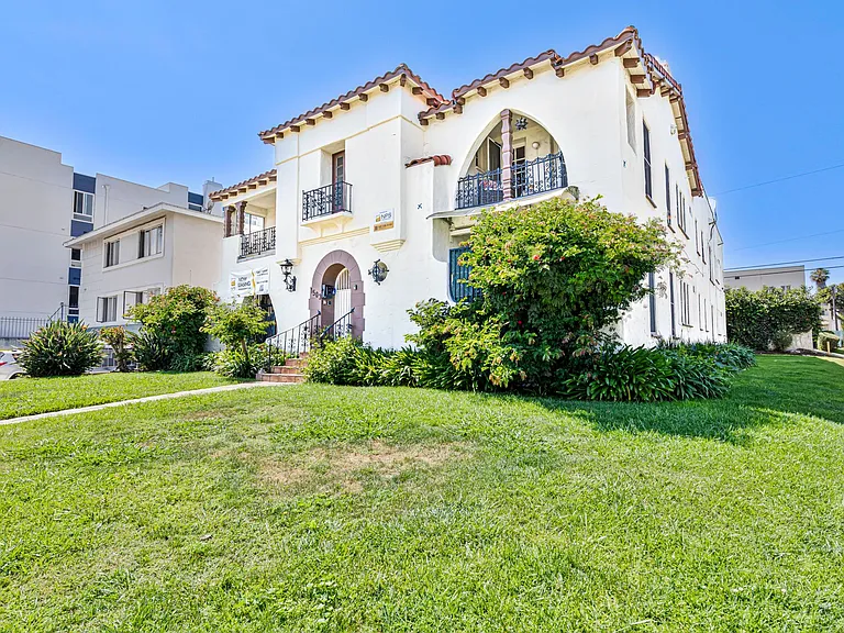 1503 S. Shenandoah St. — Photo 4
