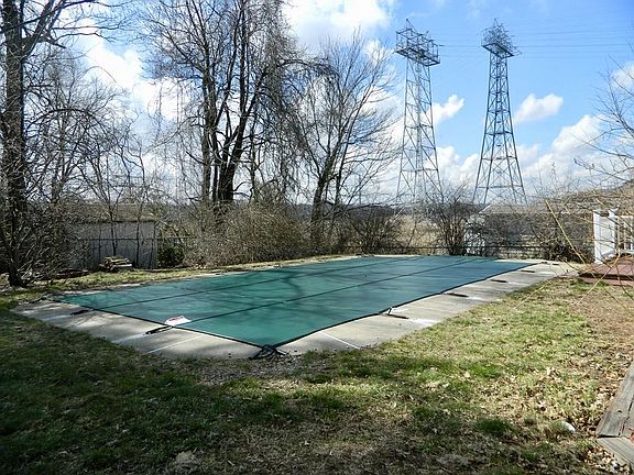 4th image of 176 Hibiscus Ave